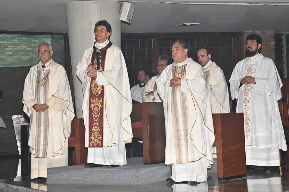 Celebra la UIC Claustro Universitario rumbo a su aniversario