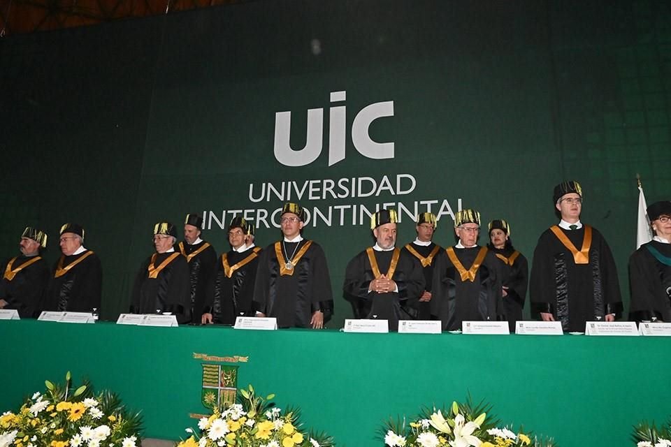 Celebra la UIC Claustro Universitario rumbo a su aniversario