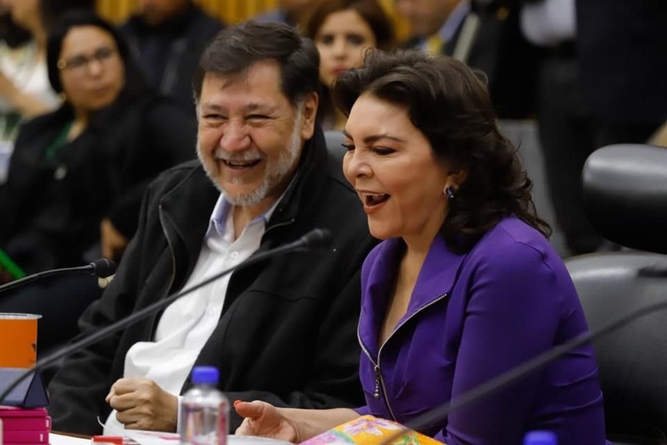 Gerardo Fernández Noroña del PT e Ivonne Ortega, de MC.