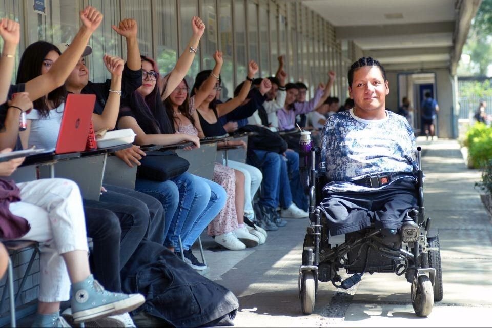 La Facultad de Ingeniería de la UNAM es donde estudia Yerán.