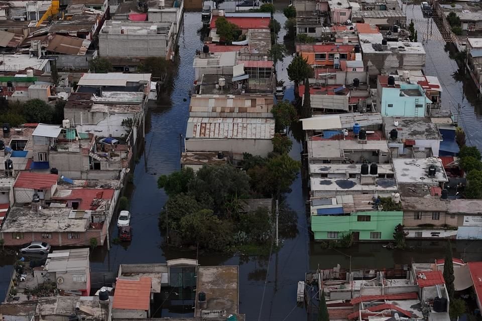 El Municipio de Chalco sumó tres semanas bajos las aguas negras.