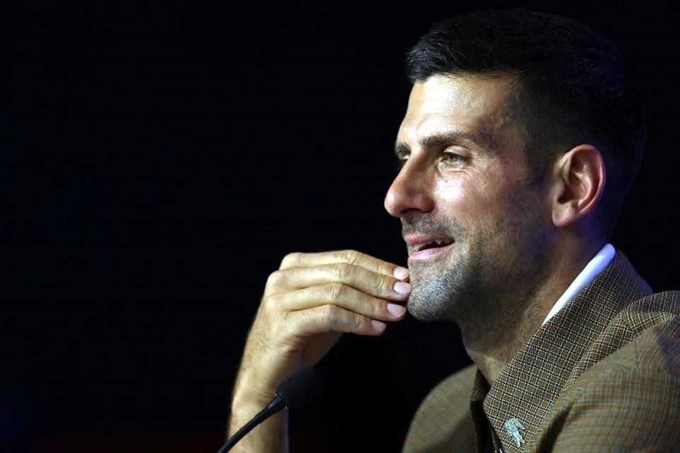 Djokovic se unipo a las críticas por el caso Sinner.