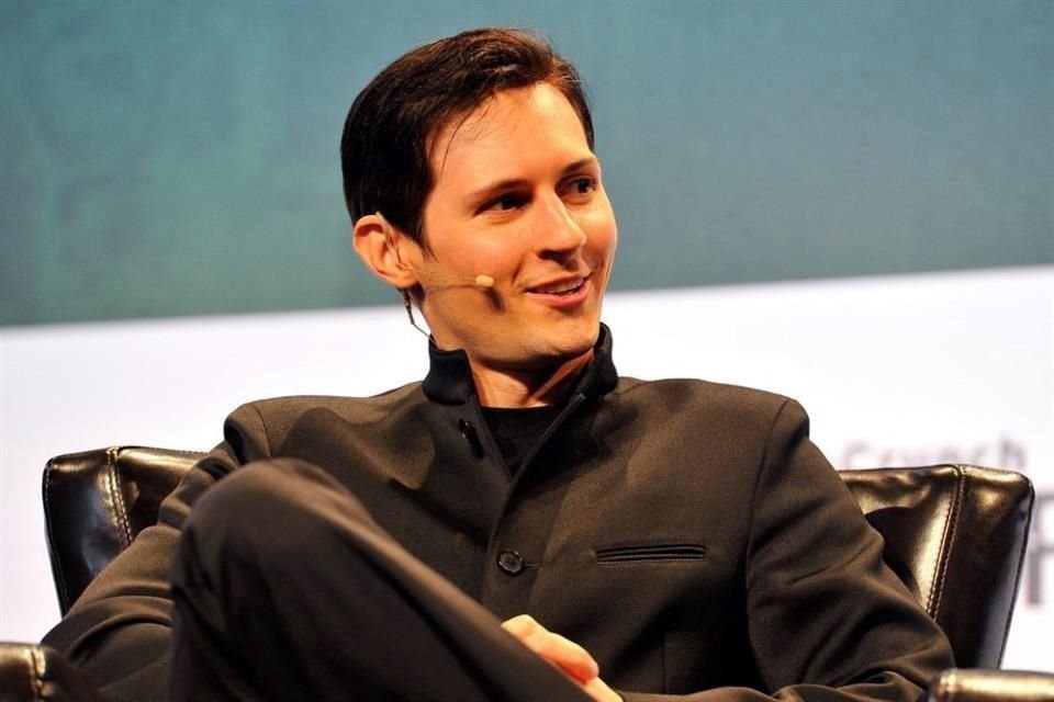 Pavel Durov, fundador y CEO de Telegram, fue detenido en el aeropuerto Le Bourget, París, como parte de una investigación preliminar.