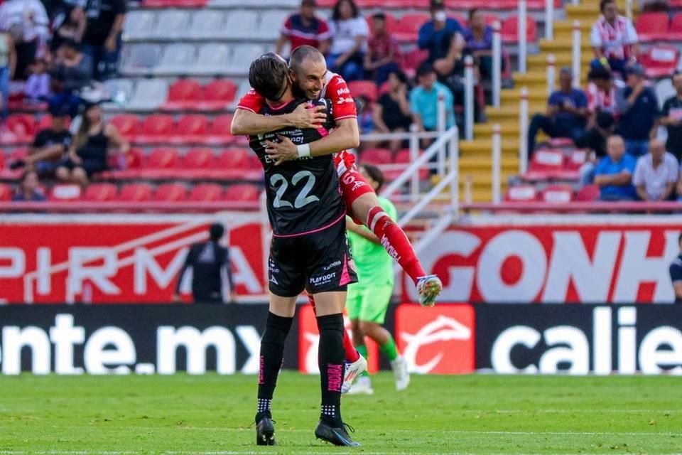 El Necaxa celebró en grande.