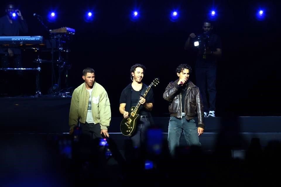 Jonas Brothers en concierto