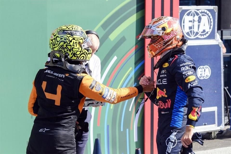 Max Verstappen reconoció la superioridad y de inmediato felicitó a Lando Norris.