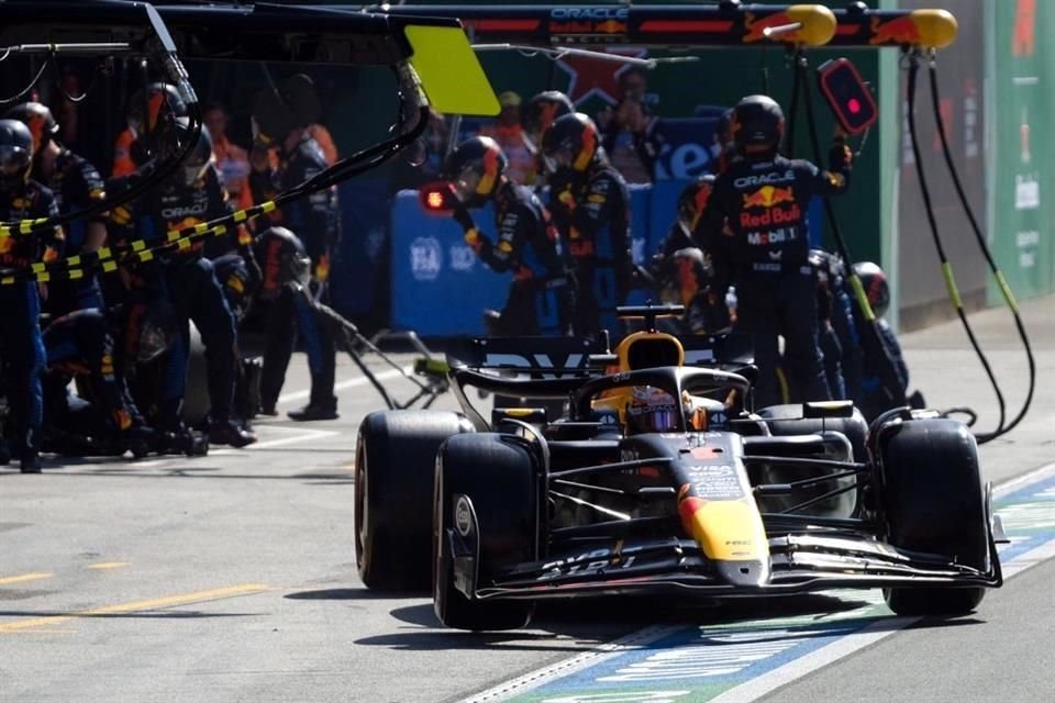 Max Verstappen no logró darle a su afición una victoria.