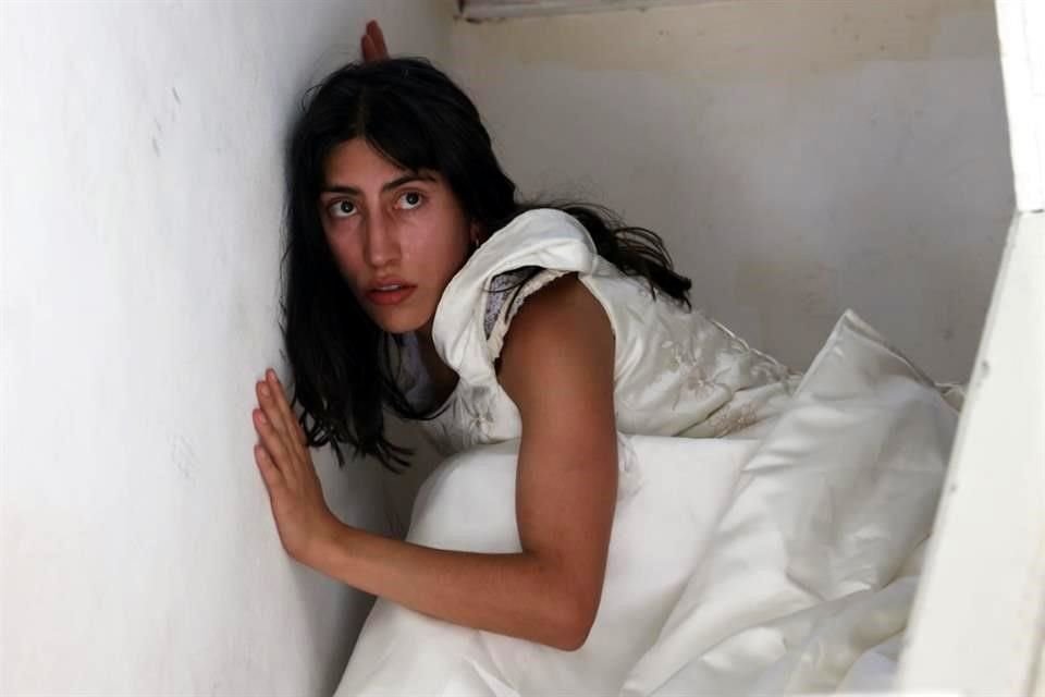 En 'Los motivos del lobo' resuena, por ejemplo, la condición de la mujer al interior de las familias.