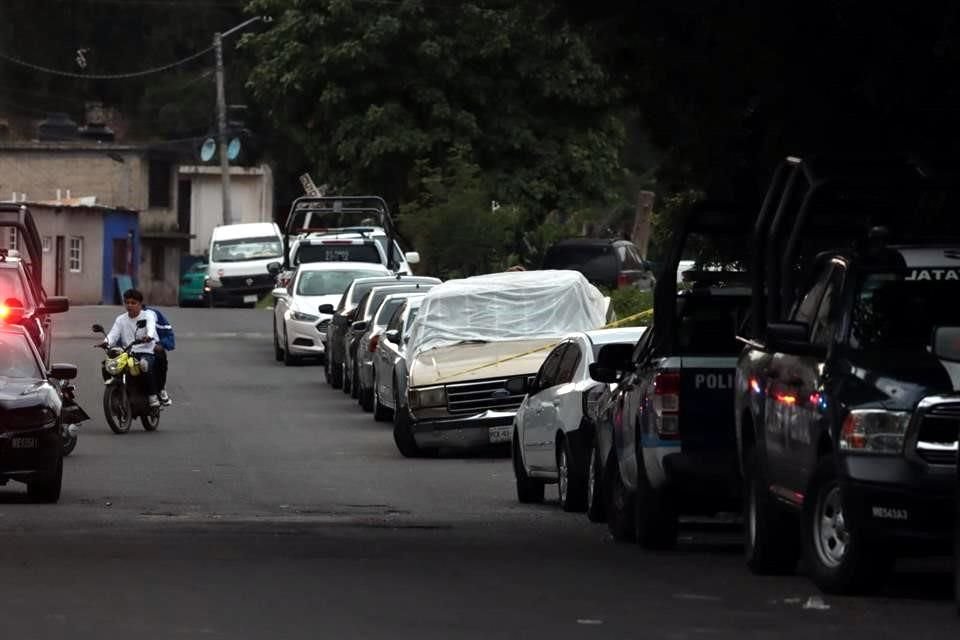 Un hombre viajaba a bordo de  una camioneta sobre Avenida Ferrocarril, Colonia Juárez, en Naucalpan, cuando fue agredido a tiros.