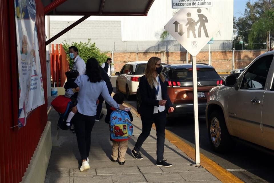 La asociación civil Mexicanos Primero Jalisco tiene dos preocupaciones: la matrícula en primero de preescolar y la permanencia en prepa.