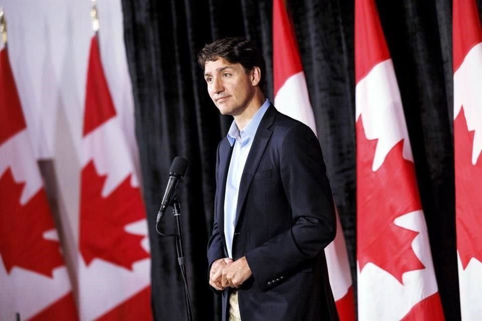 Justin Trudeau, Primer Ministro de Canadá, dijo que las empresas estarán limitadas a contratar al 10% de su fuerza laboral con trabajadores extranjeros temporales de bajos salarios.