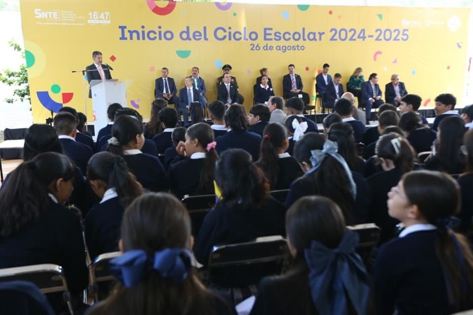 Juan Carlos Flores Miramontes, secretario de Educación Jalisco.