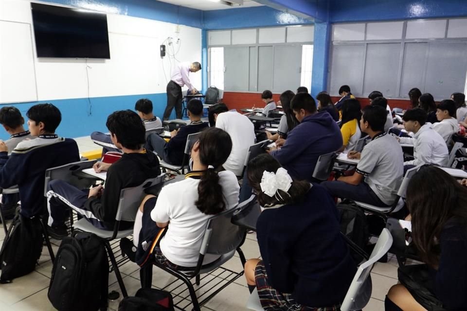 El SNTE apluade el anuncio de Claudia Sheinbaum sobre desaparecer La Unidad del Sistema para la Carrera de Maestras y Maestros (Usicamm).