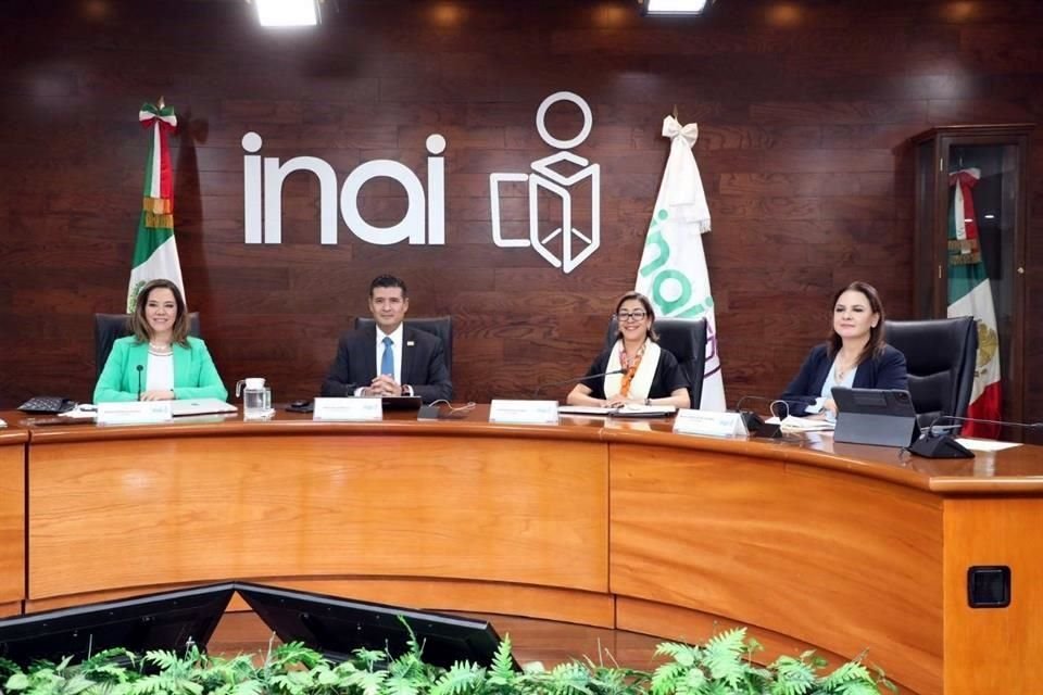 El pleno del INAI, conformado por solo cuatro de siete integrantes, emitió un pronunciamiento sobre la desaparición de autónomos.