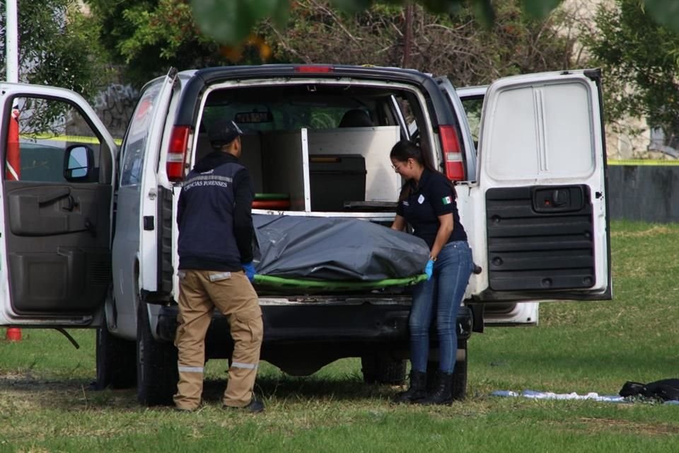 El cadáver fue encontrado en u parque ubicado entre la calle San Paulo y la calle Valle Negro, en Tlajomulco.