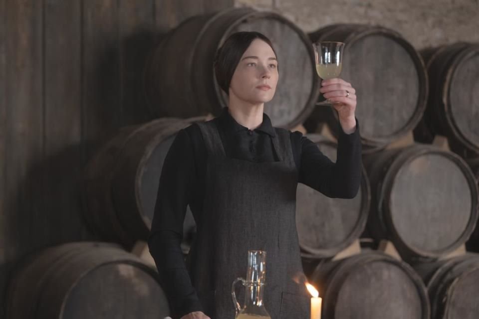 Haley Bennet protagoniza 'La Viuda de Clicquot'.