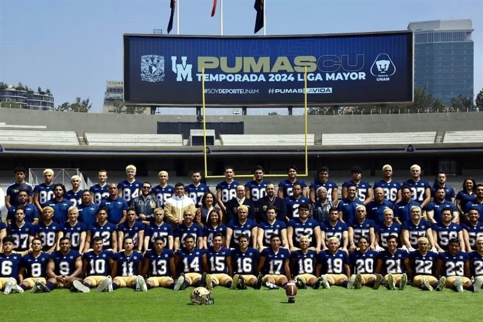 Los Pumas CU se tomaron la foto oficial.