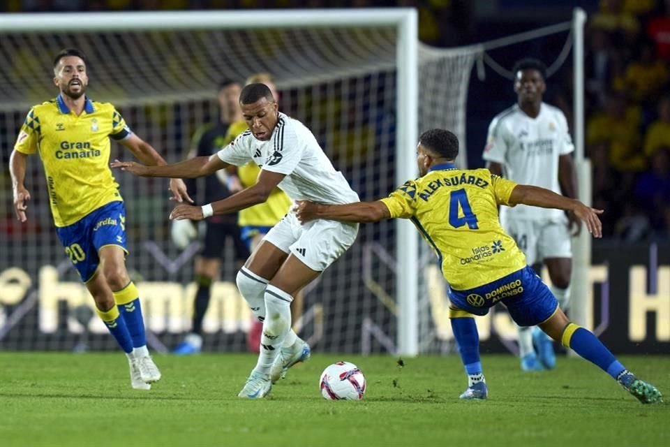 Kylian Mbappé sigue sin marcar diferencia en la ofensiva merengue.