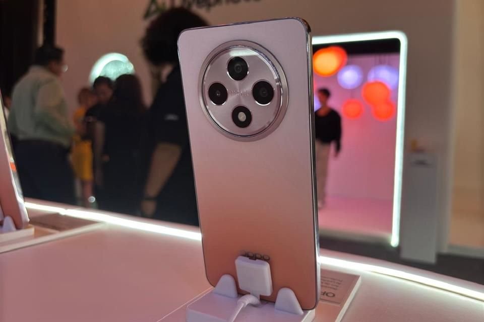 Oppo Reno 12 F 5G está orientado a personas que desean la mejor experiencia multimedia.