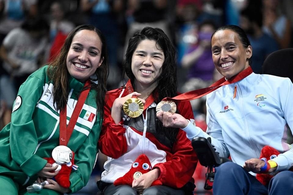 La paranadadora mexicana Haidee Aceves conquistó su segunda medalla de Plata en los Juegos Paralímpicos de París 2024.