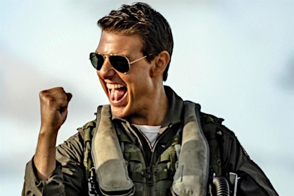 En 2023 fue nominado al Óscar, como Mejor Película por 'Top Gun: Maverick'.