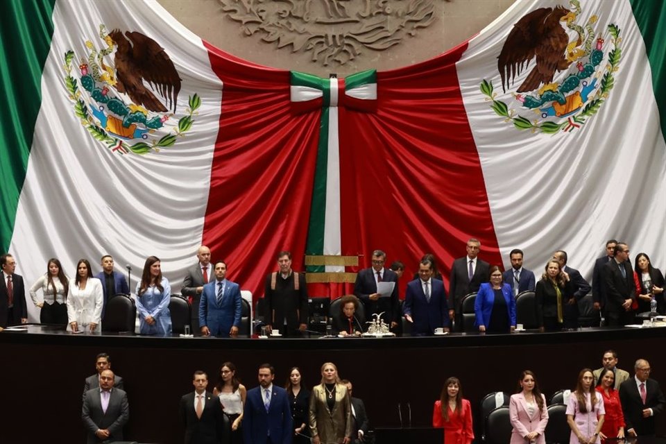 Congreso inició el periodo ordinario de sesiones de la 66 Legislatura, donde la mayoría estableció como prioridad impulsar reformas de AMLO.