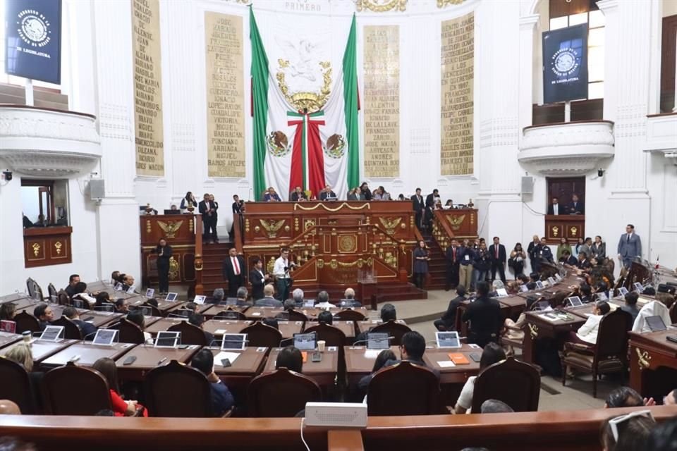 Con la incorporación de 3 diputados de Oposición, Morena y aliados sumaron 46 escaños en Congreso de CDMX y tendrán la mayoría calificada.