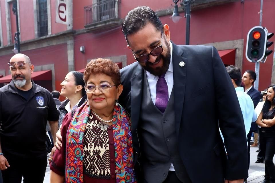 Entre los presentes en la instalación del Congreso en Donceles estuvo la ex Fiscal de la Ciudad de México Ernestina Godoy.