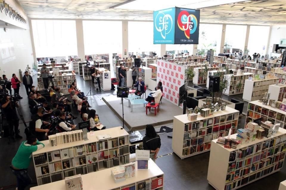 La librería Rosario Castellanos será sede de la exposición 'En el Fondo, no todo son letras: 90 años de gráfica'.