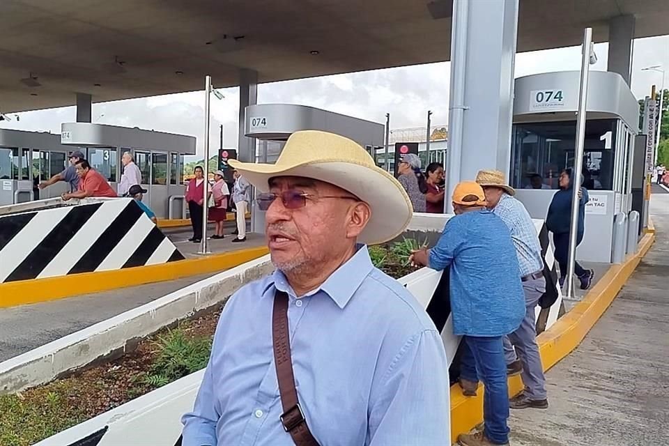 Félix Cuevas Medina, presidente de Bienes Comunales en Tepoztlán informó que los pobladores deberán pagar hasta 4 casetas por las obras de modernización.