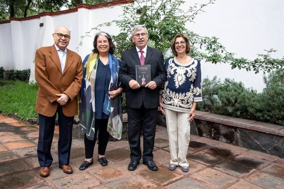 Arturo Díaz, Lilia Cárdenas, Nils Skoglund y Dolores Quintanilla