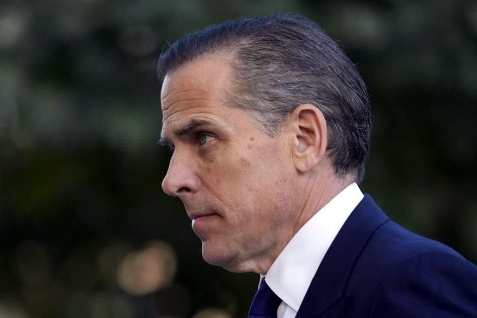 Hunter Biden, el hijo el Presidente Joe Biden, propuso declararse culpable en un caso por evasión de impuestos antes de iniciar juicio.