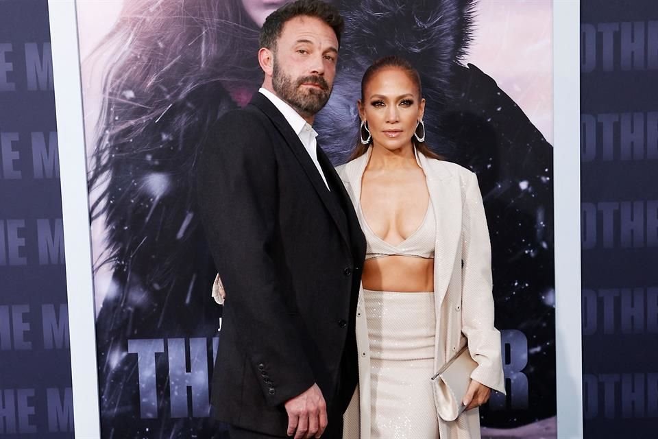 Jennifer Lopez y Ben Affleck fueron vistos en una reunión tensa el miércoles, tras anunciar su divorcio el pasado mes de agosto.