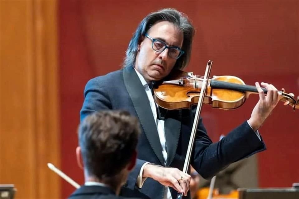 El violinista griego Leonidas Kavakos se presentará con la OFUNAM en noviembre y también impartirá clases magistrales a jóvenes músicos de la Facultad de Artes Musicales.