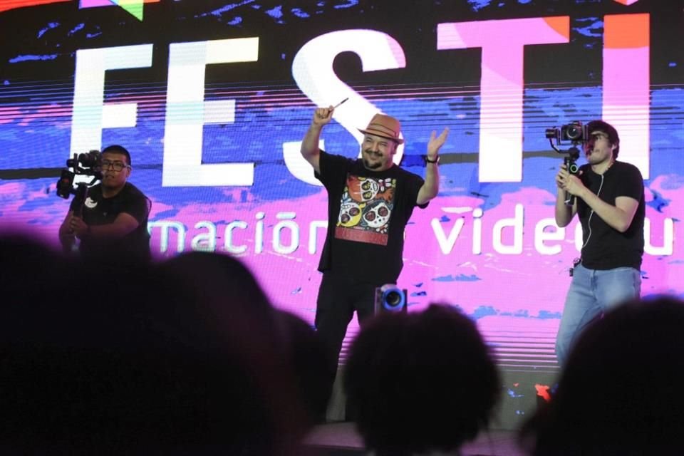 Jorge Gutiérrez ofreció una masterclass en Pixelatl.