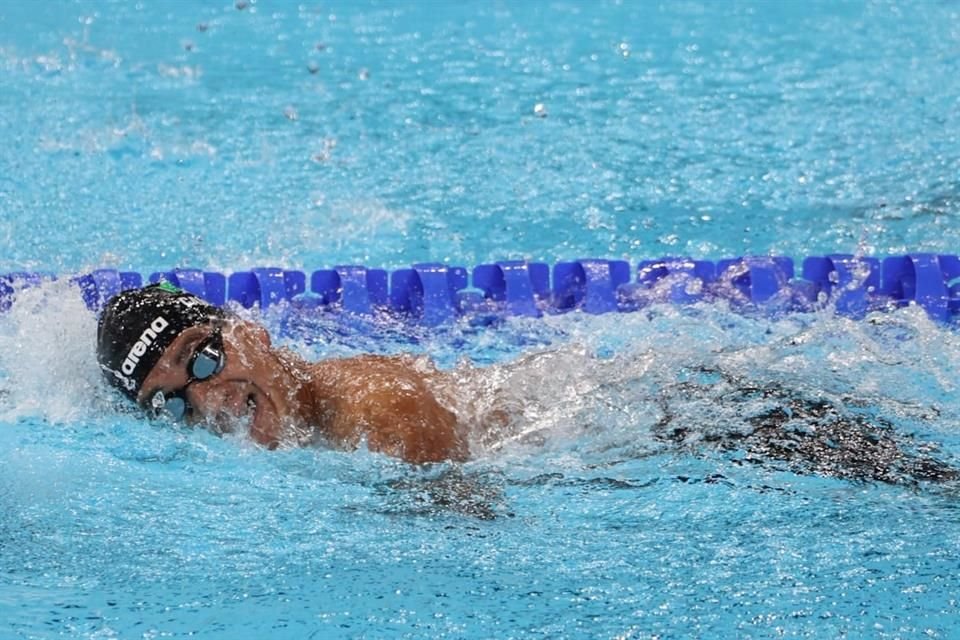 Ángel Camacho consiguió la medalla de Plata en la para natación 50 metros dorso S4, su tercera presea en los Paralímpicos de París 2024.