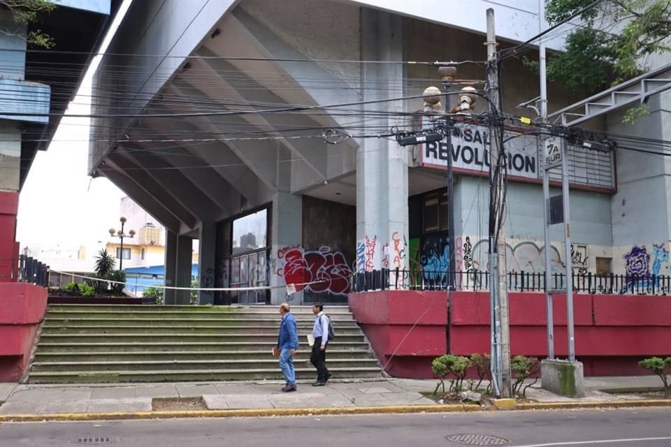 La Sala Revolución, en la Alcaldía Benito Juárez, lleva 20 años en abandono.