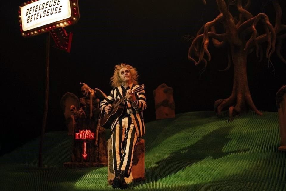 'Beetlejuice Beetlejuice', la esperada secuela de la cinta clásica de Tim Burton, finalmente llegó a varios territorios del mundo este pasado jueves, en preestreno.