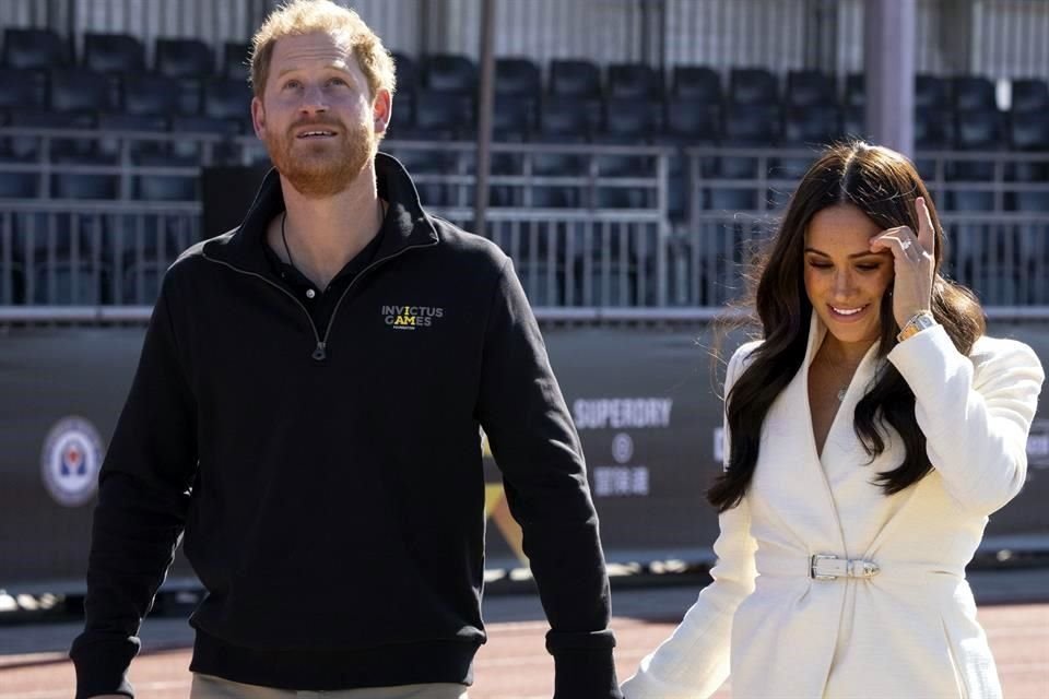 La librería está a unos 10 minutos en coche de la mansión que Enrique y Meghan tienen en la comunidad de Montecito, en California.