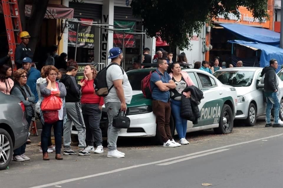 Las personas que estaban en el lugar señalaron a quien habría cometido el delito y fue detenido en el mismo lugar con un cuchillo en su posesión.