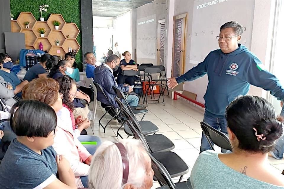 Mientras esperan el dictamen final, al Ayuntamiento imparte cursos sobre cómo reaccionar ante emergencias.