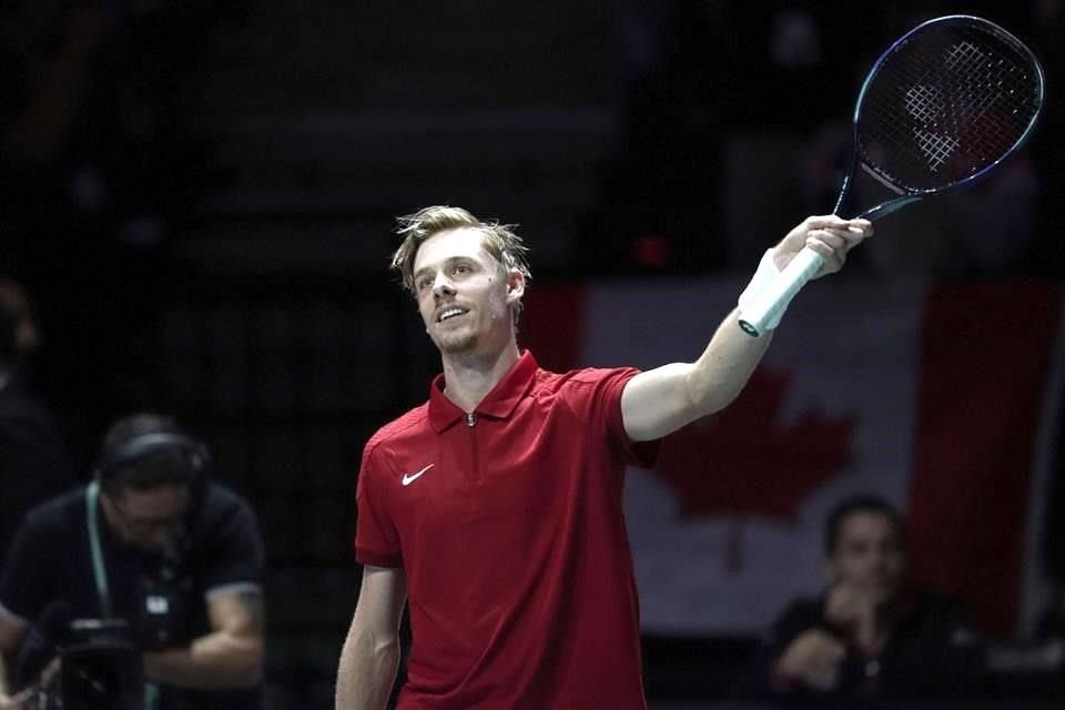 Denis Shapovalov le dio el primer punto a Canadá, tras vencer 7-5, 6-3 a Francisco Cerúndolo.