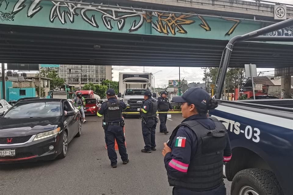 El conductor de la camioneta fue detenido y trasladado a la agencia del Ministerio Público. 