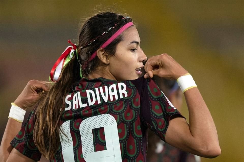 Montserrat Saldívar marcó gol y asistencia con el Tri.