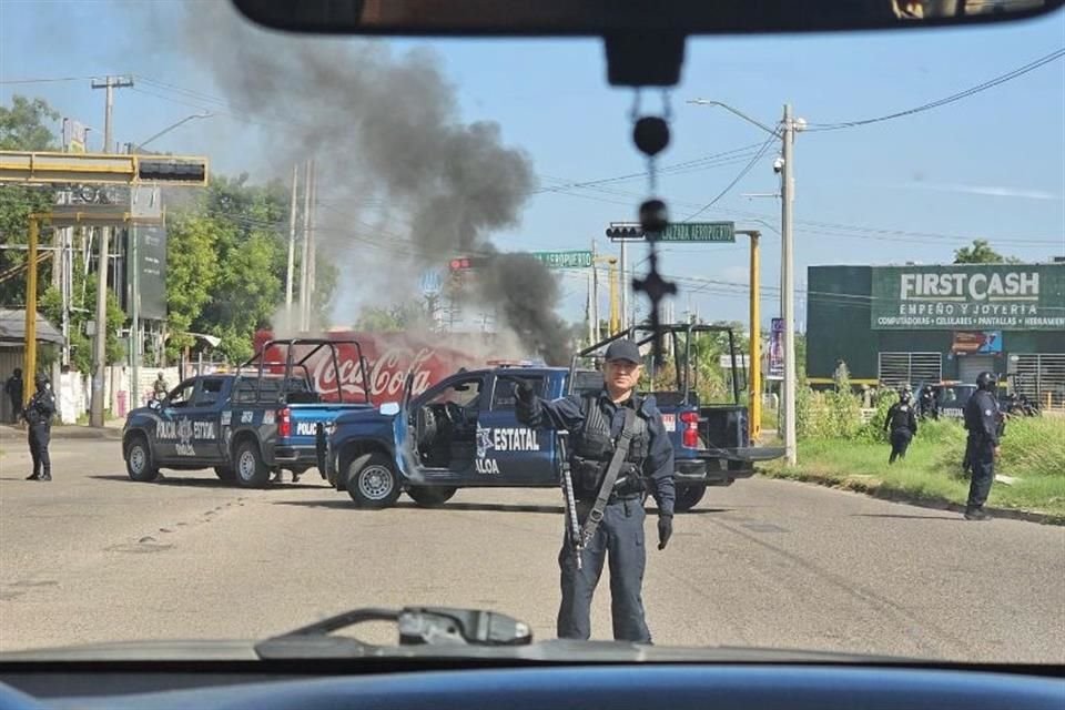 La narcoviolencia desatada por disputas internas del Cartel de Sinaloa obligó a la suspensión de clases en Culiacán.