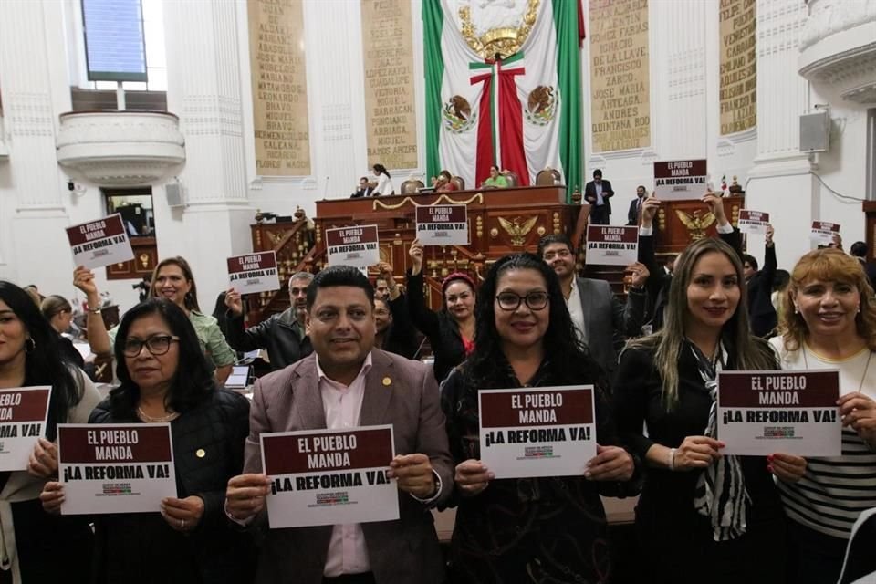 Funcionarios de la Ciudad criticaron el retraso de la discusión de Donceles, siendo prioridad de Morena.