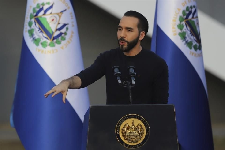 El Presidente de El Salvador, Nayib Bukele, da un discurso durante un evento en Ciudad Arce, el 16 de julio del 2024.