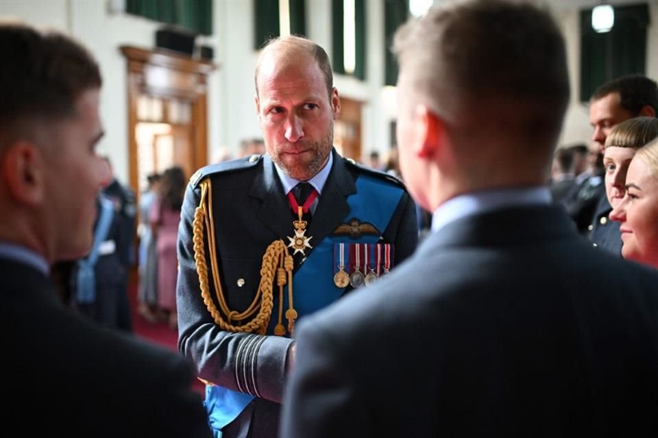 La aparición de Guillermo en el evento militar se produjo poco después de que el Rey Carlos III ofreció una actualización sobre su estado de salud.