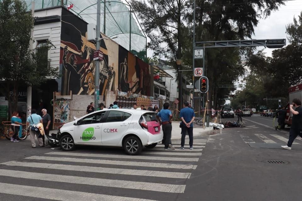 Policías detuvieron al taxista y lo trasladaron al Ministerio Público.