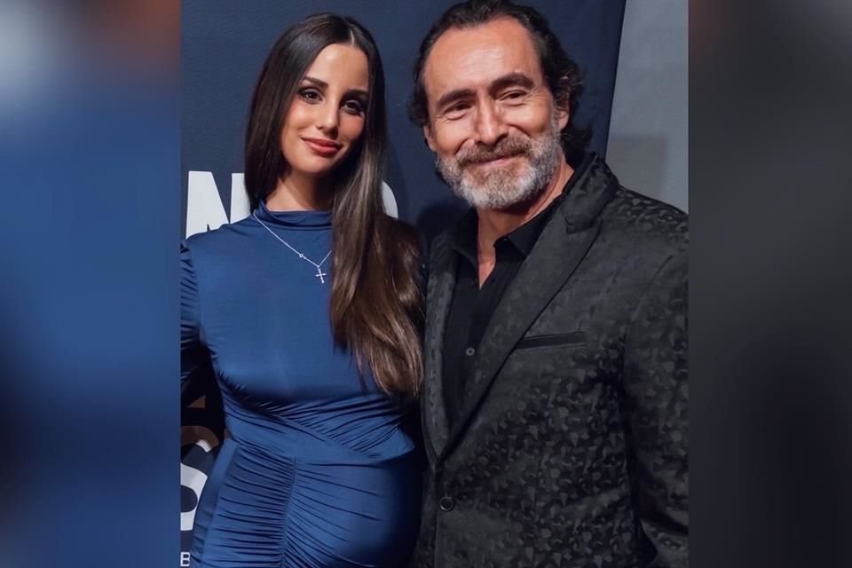 El actor Demian Bichir se convertirá en padre junto a su novia Victoria Aletta, quien presumió su embarazo en el Festival de Toronto.